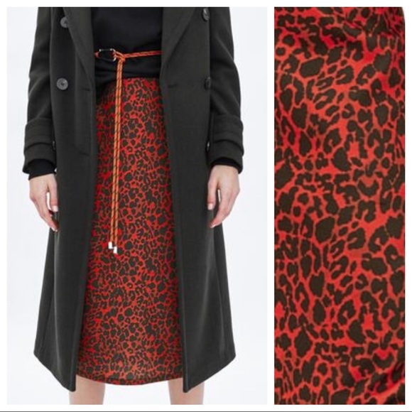 NWT. Zara Red & Black Leopard Print Skirt Size S. - Picture 2 of 6